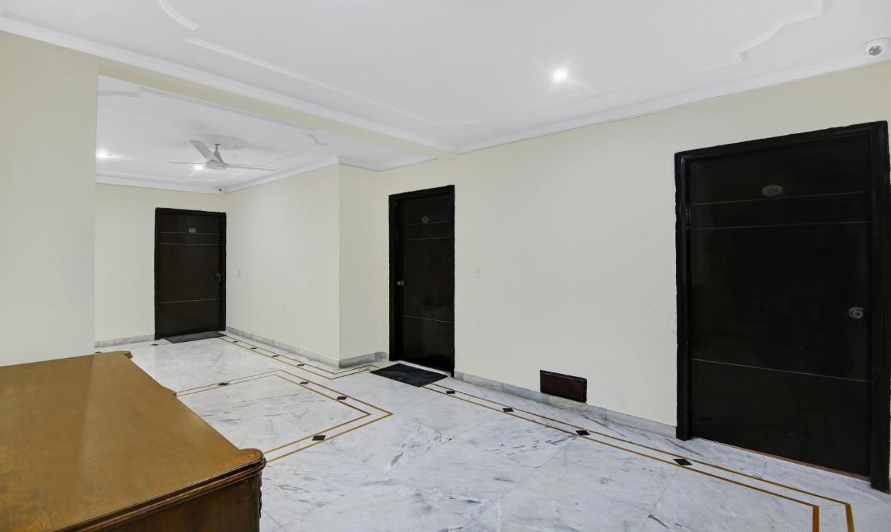 Itsy Hotels Arien International Nueva Delhi Exterior foto
